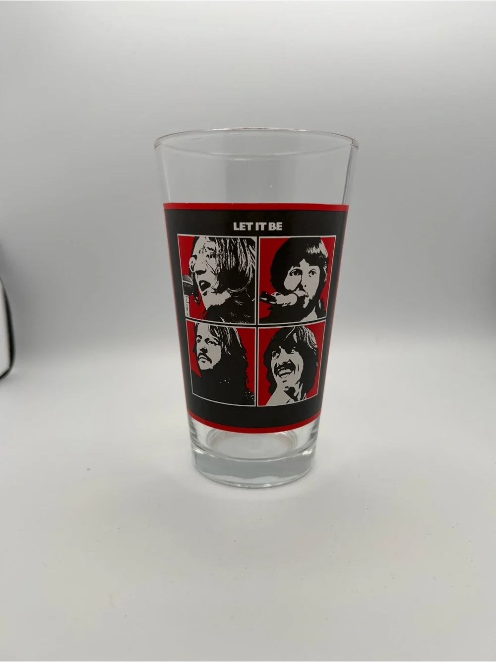 Apple Corps Ltd. set four